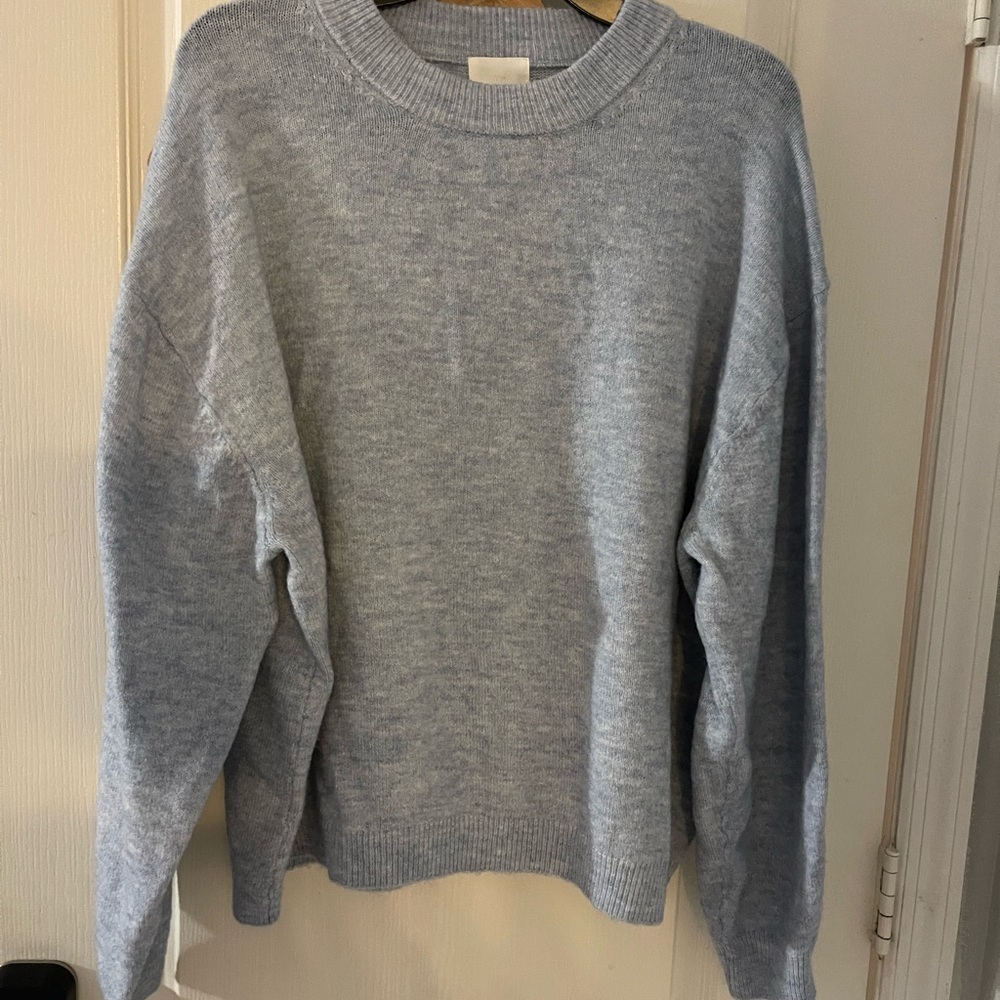 H&M Men's Light Blue Crewneck Sweater